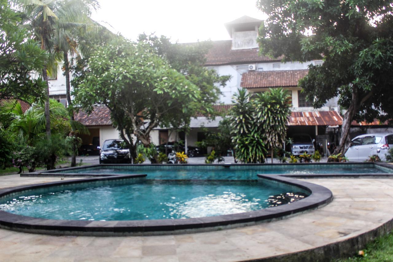 Budhi beach inn Kuta Lombok Exterior foto